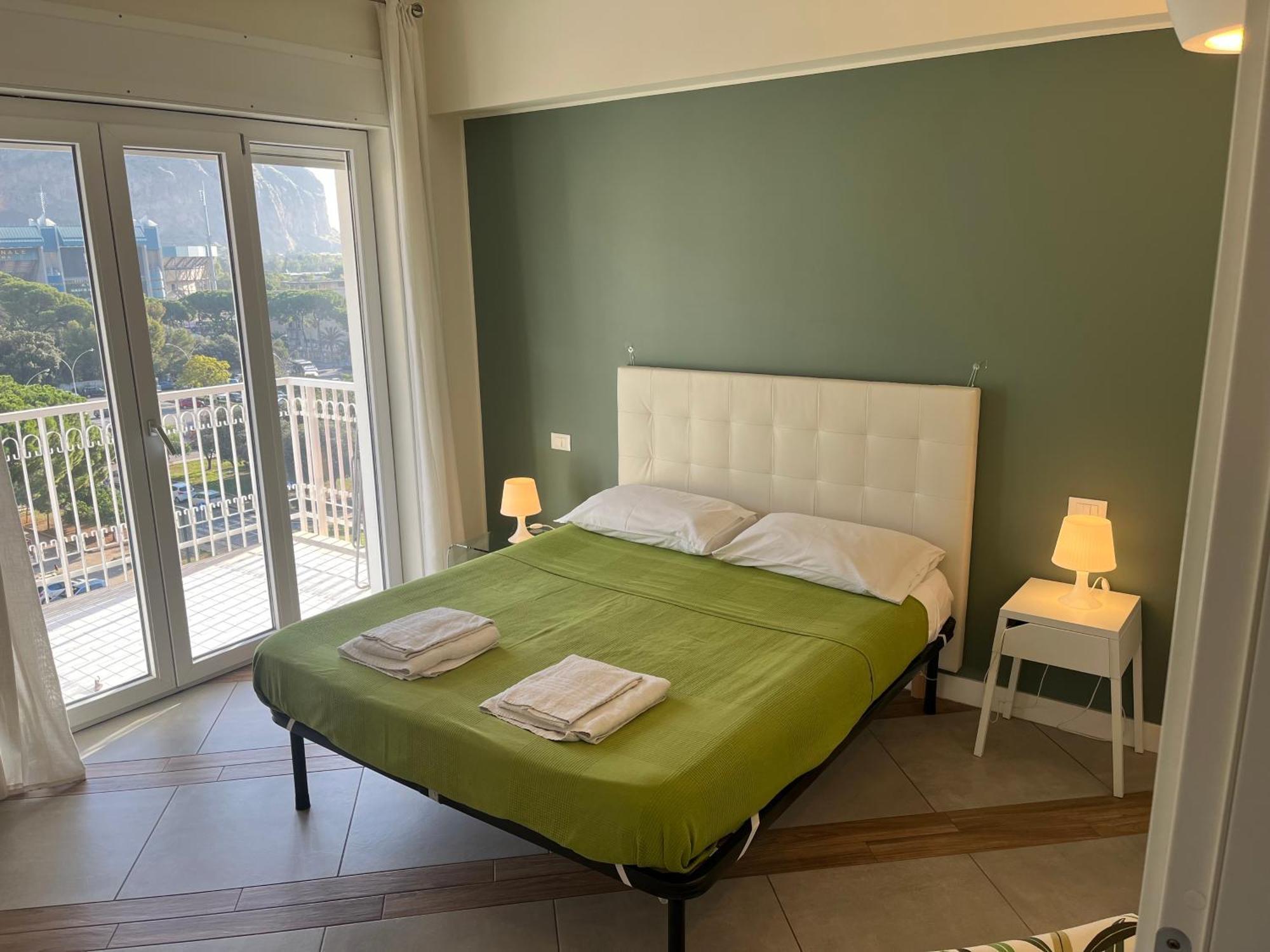 Favorita Suites Палермо Екстериор снимка